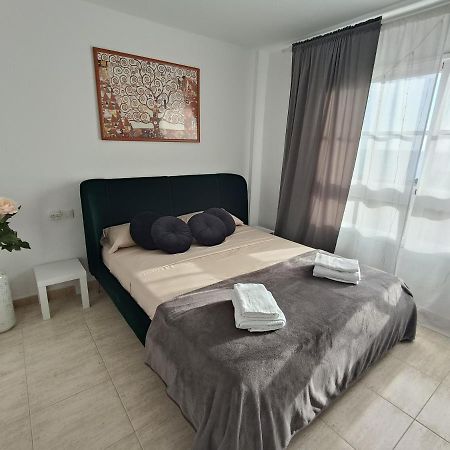 Apartamento Familiar Arcoiris Primera Linea De La Playa Callao Salvaje Exterior photo